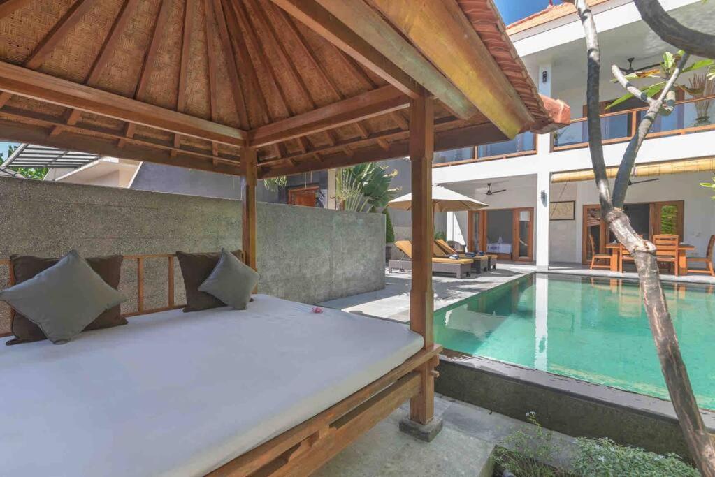 Villa Royal سينغاراجا المظهر الخارجي الصورة